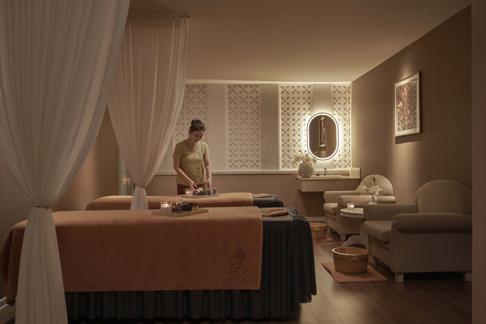 Silverland Mây: A Relaxing Boutique Stay with a Rooftop Pool in Central Saigon 5 KL Spa treatment room at Silverland Mây