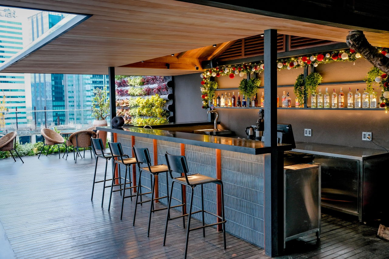 Sakyo Rooftop Bar