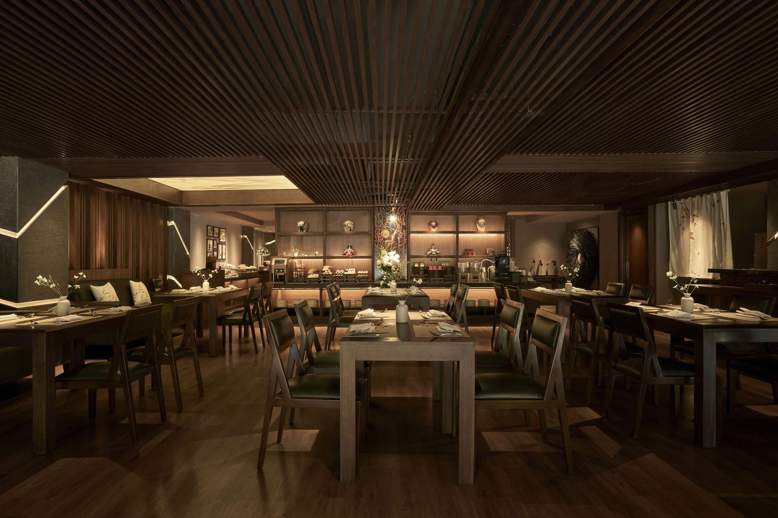 Restaurant-Silverland-Sakyo (1) Restaurant-Silverland-Sakyo (1)