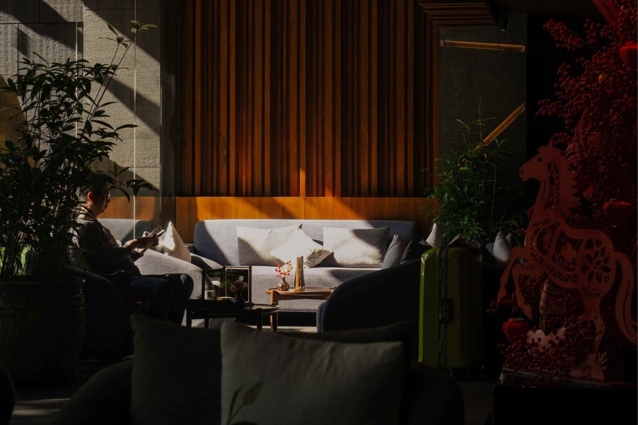 The Business Traveller's Journey Through a Day at Sakyo