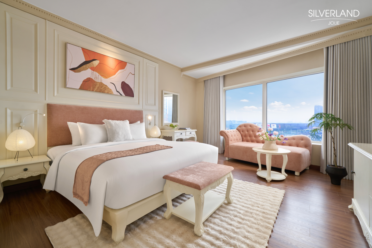 Booking.com Traveller Review Awards 2026: Silverland Hospitality